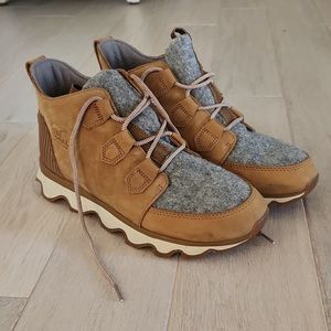 Caribou Kinetic Sorel Boots, waterproof